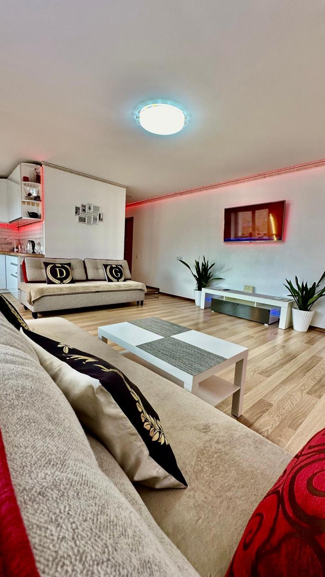 Neriesapartment No.2 Bedrooms Modern Suite In Centrum 帕兰加 外观 照片