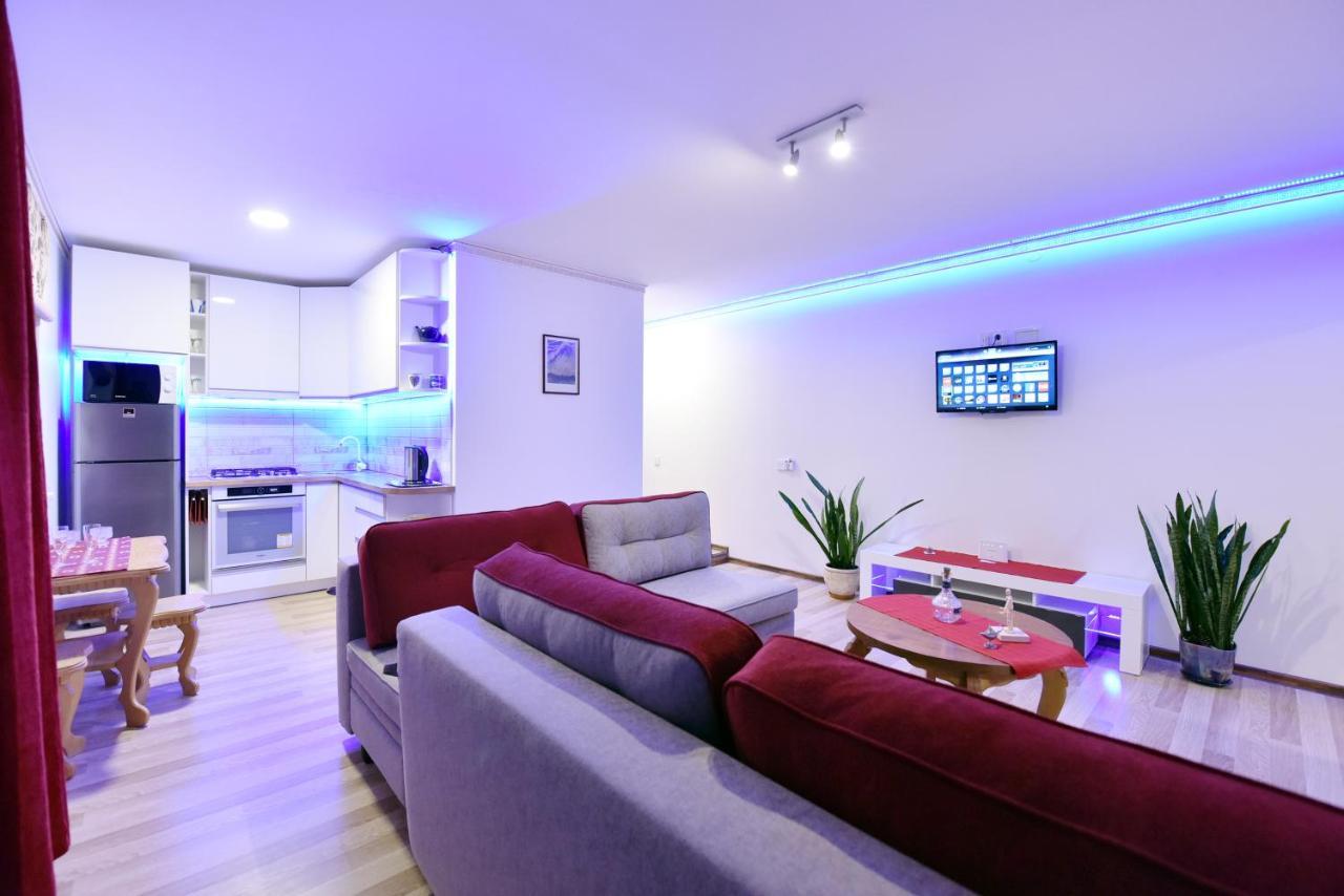 Neriesapartment No.2 Bedrooms Modern Suite In Centrum 帕兰加 外观 照片